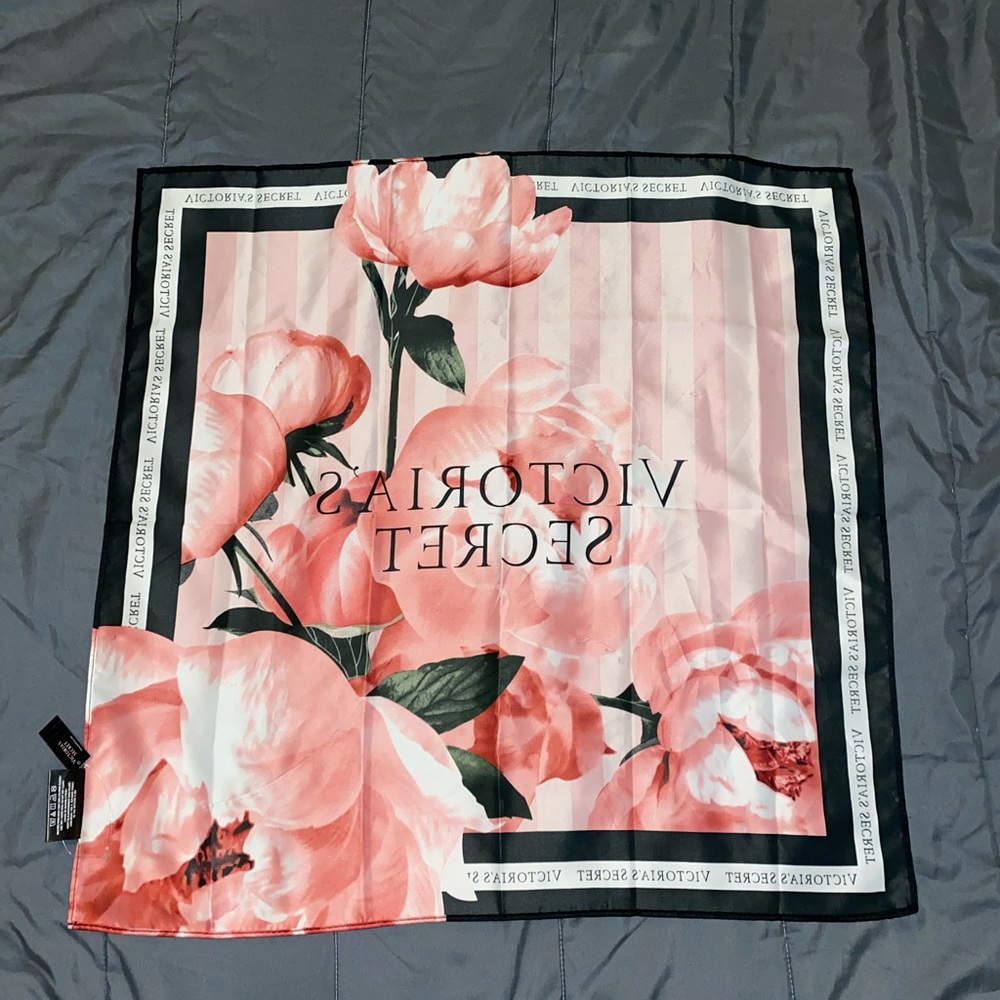 Victoria Secret Scarf - Picture 2 of 4